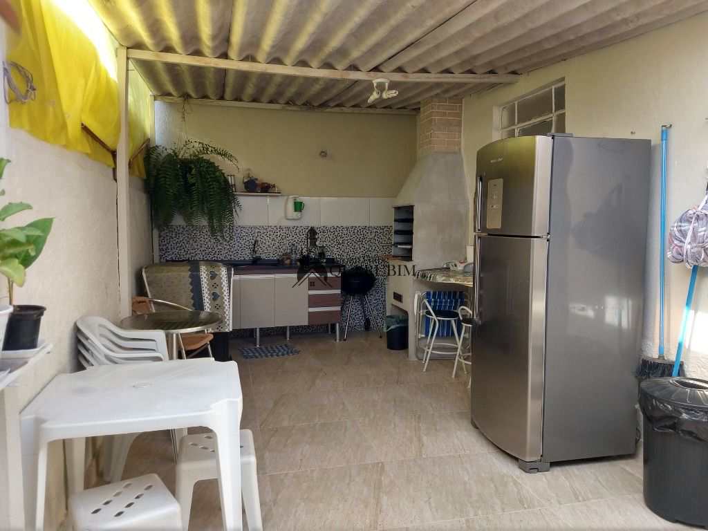 Sobrado à venda com 2 quartos, 110m² - Foto 17