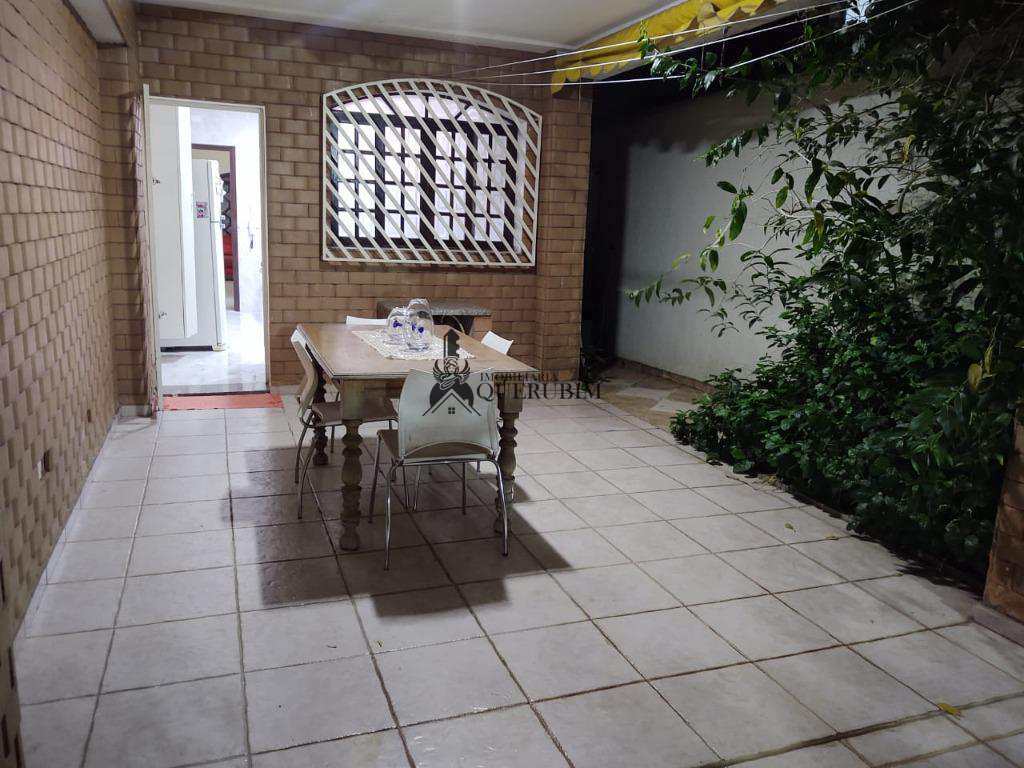 Sobrado à venda com 3 quartos, 105m² - Foto 1