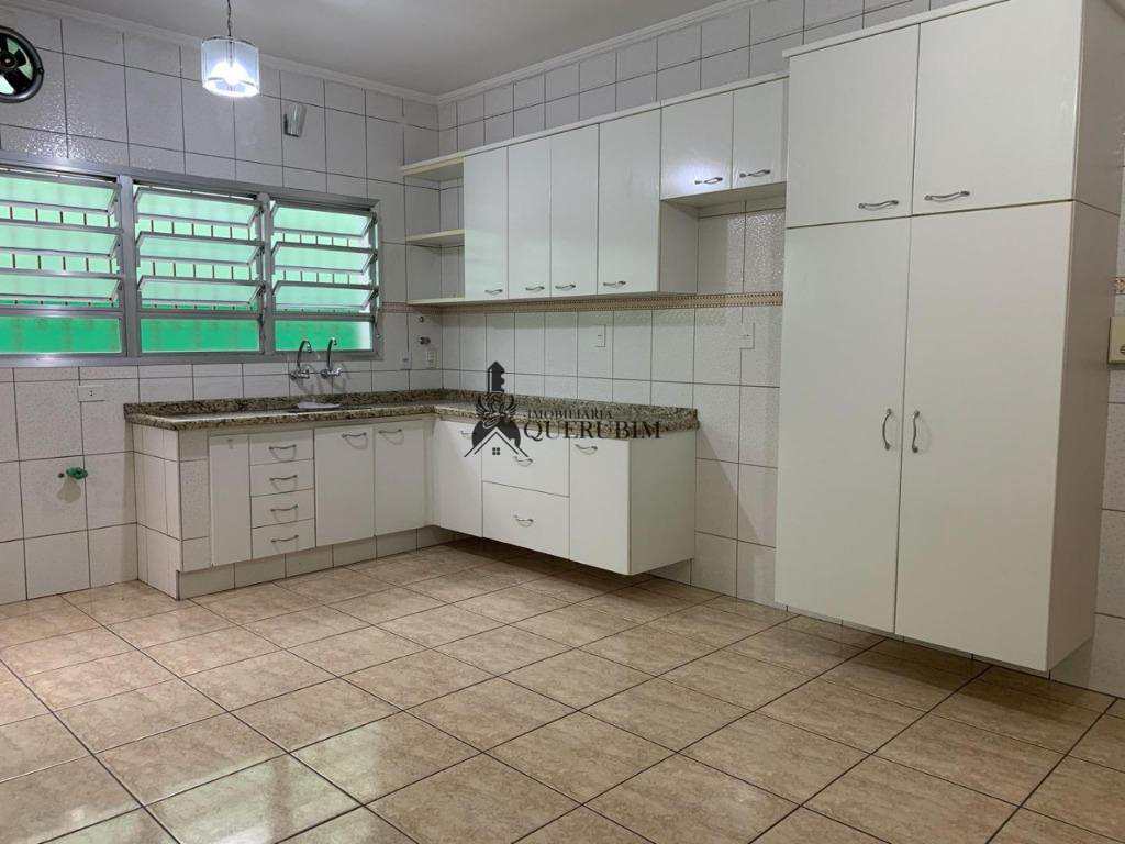 Casa à venda com 4 quartos, 245m² - Foto 27