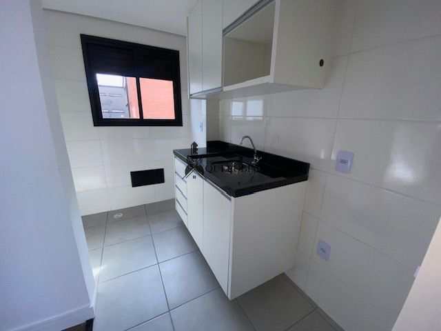Apartamento, 1 quarto, 28 m² - Foto 2