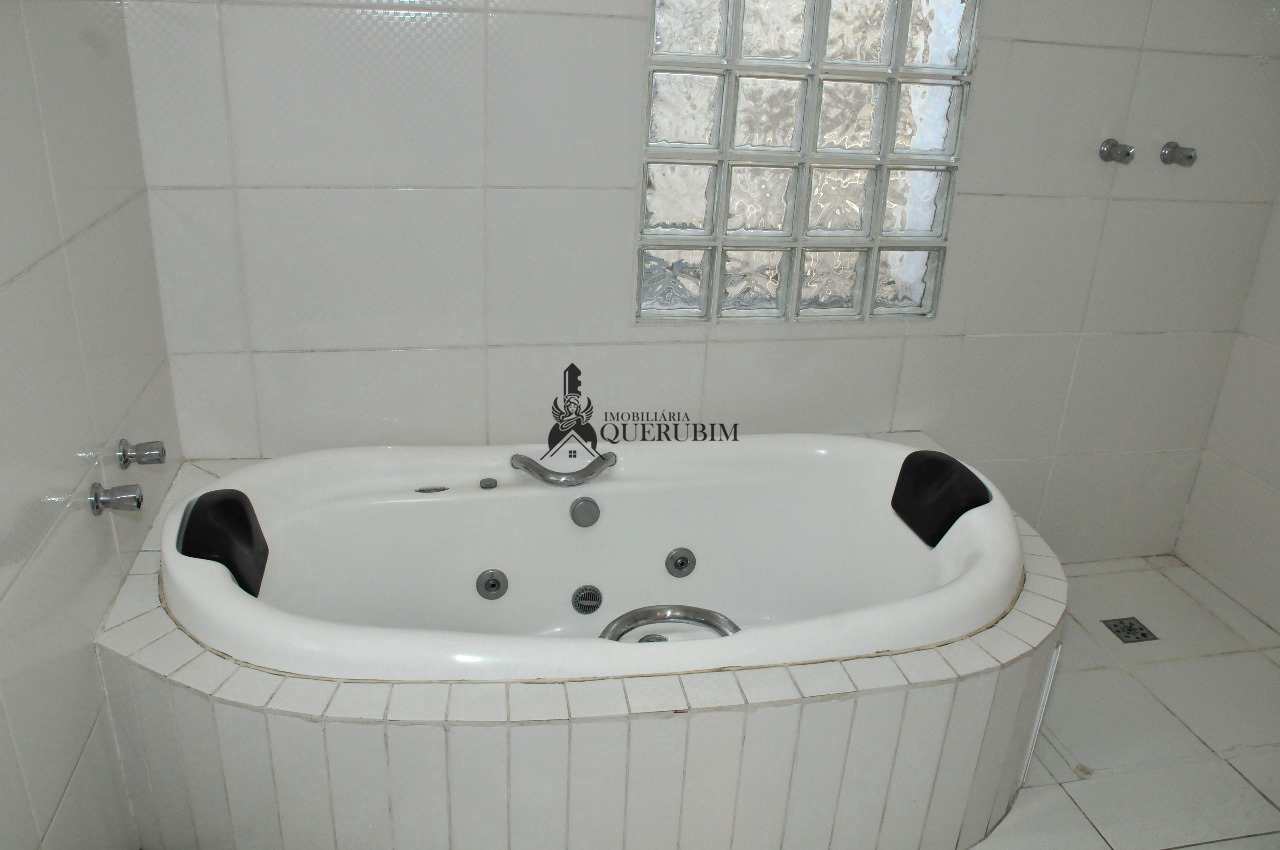 Sobrado à venda com 5 quartos, 550m² - Foto 2