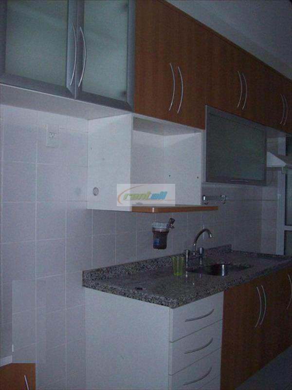 Apartamento para alugar com 3 quartos, 86m² - Foto 9