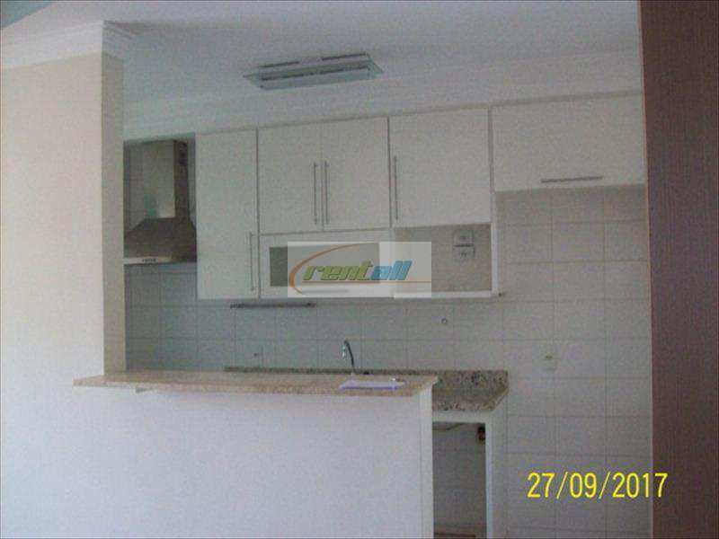 Apartamento à venda com 2 quartos, 72m² - Foto 25