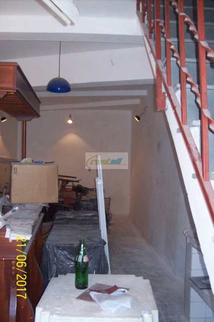 Casa à venda com 2 quartos, 200m² - Foto 22