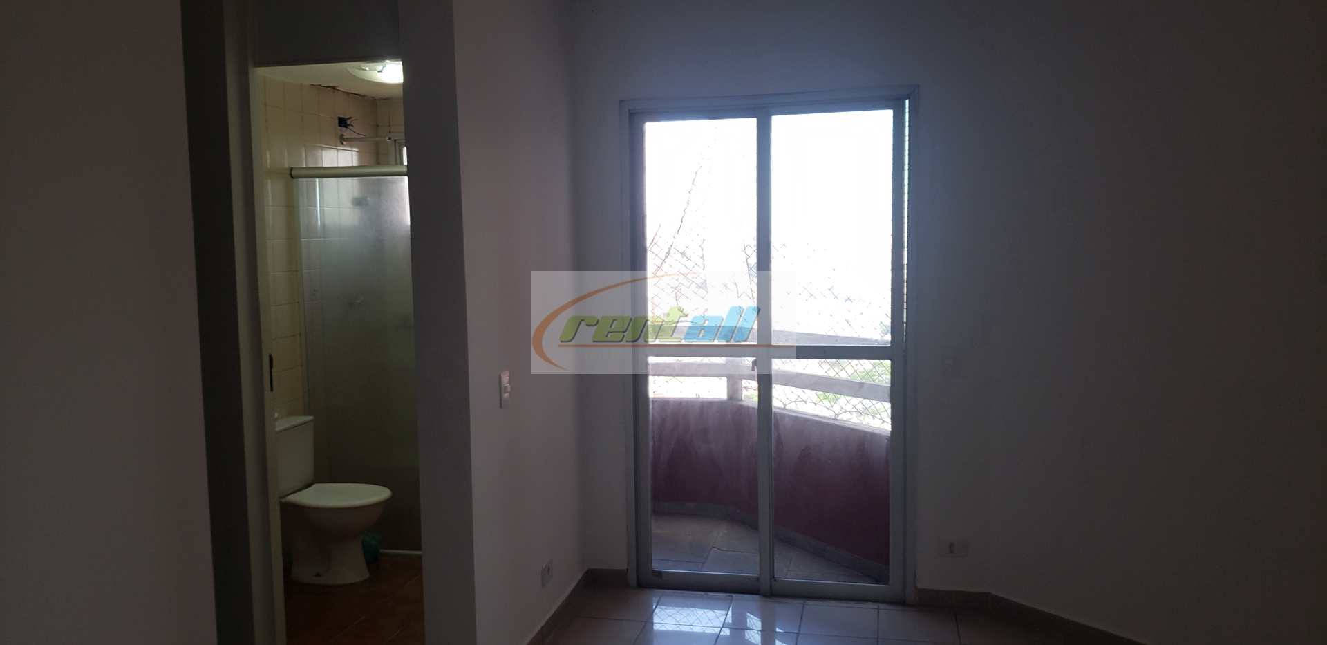 Apartamento à venda com 2 quartos, 64m² - Foto 2