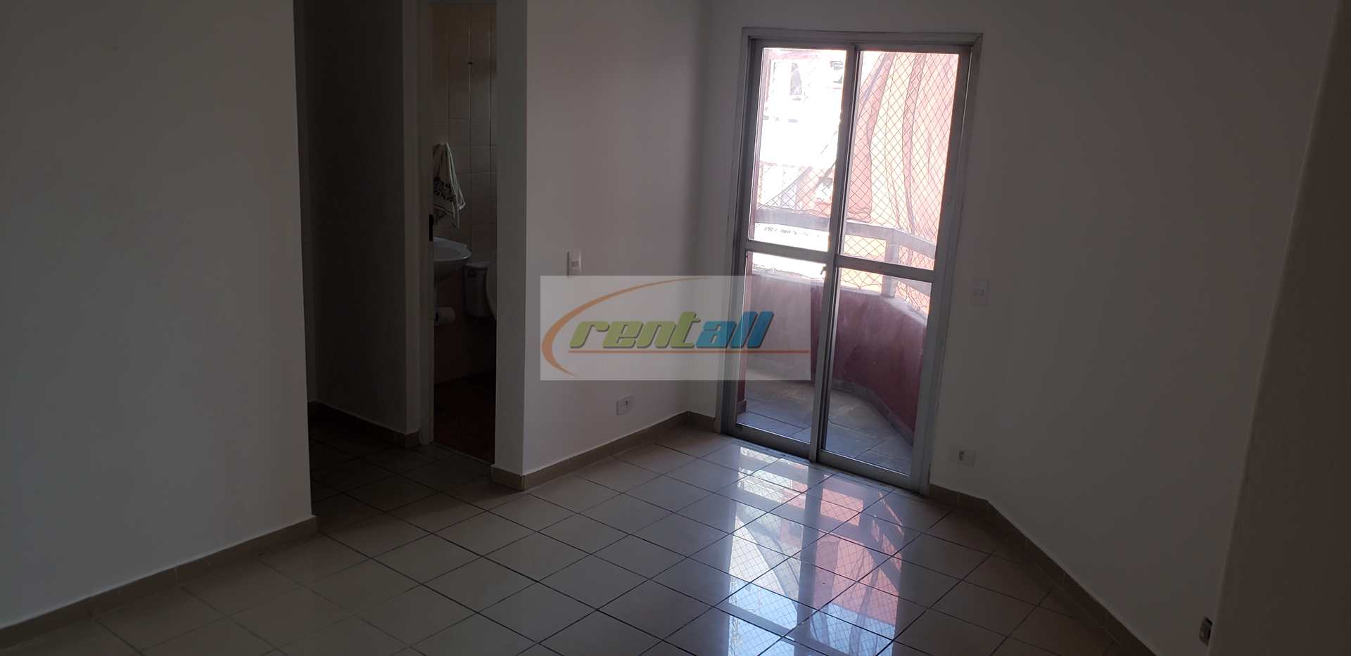 Apartamento à venda com 2 quartos, 64m² - Foto 1