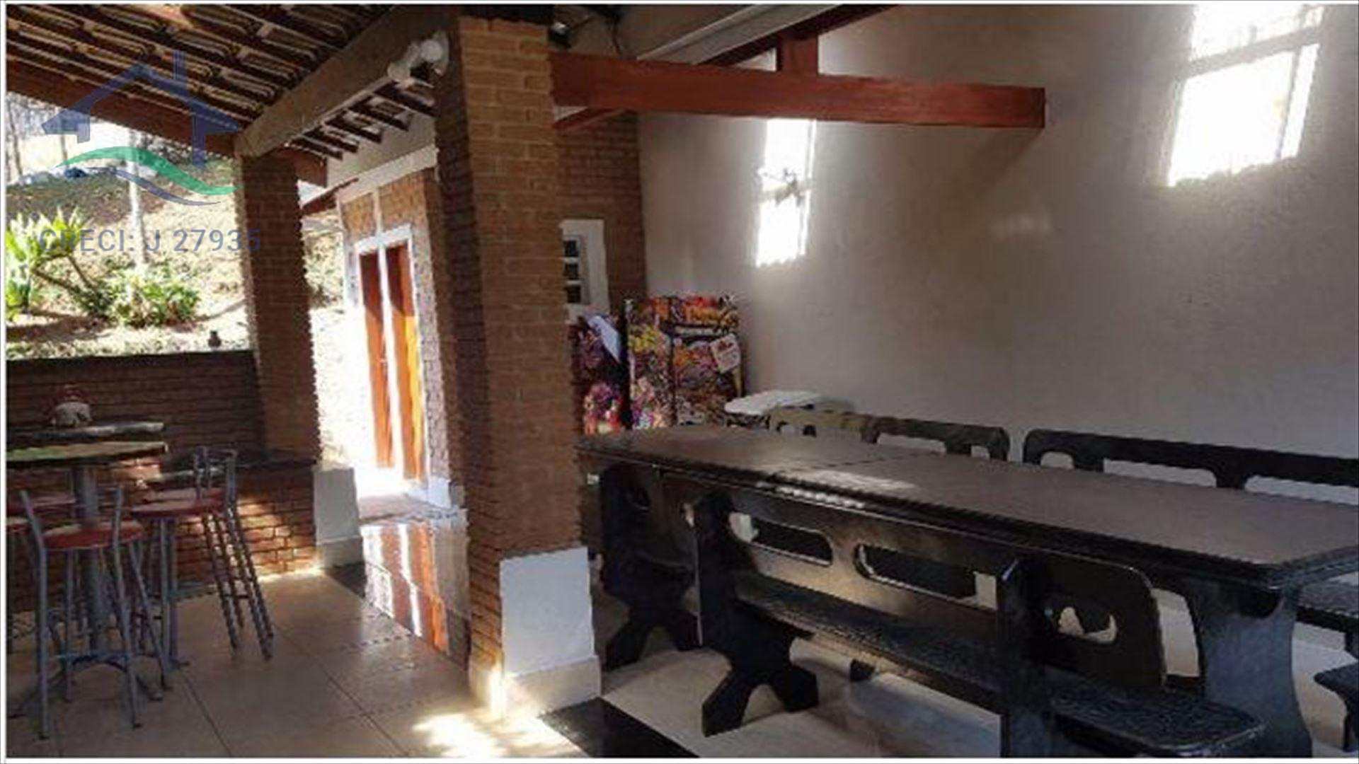 Fazenda à venda com 5 quartos, 350m² - Foto 2