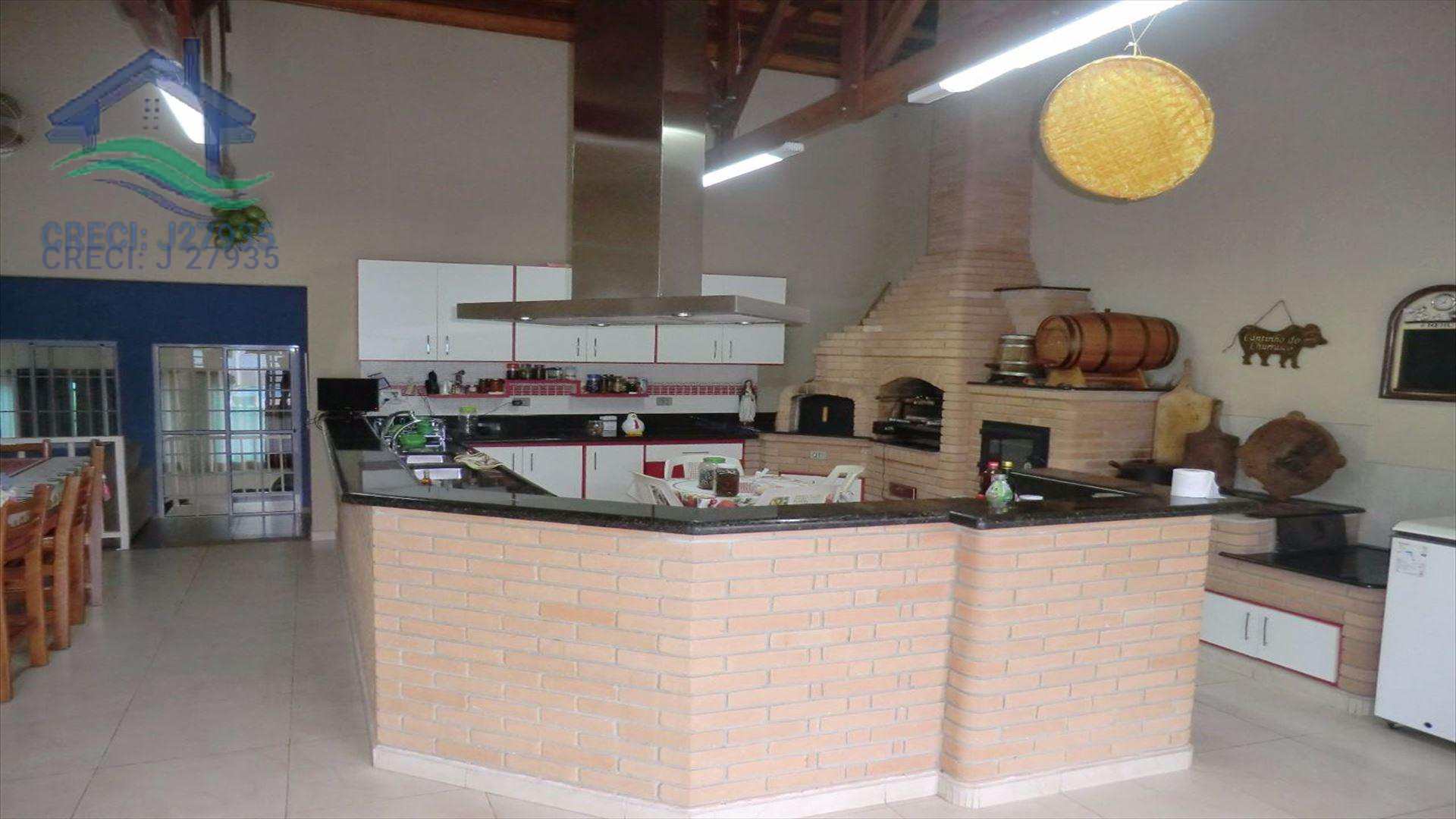 Fazenda à venda com 5 quartos, 550m² - Foto 3