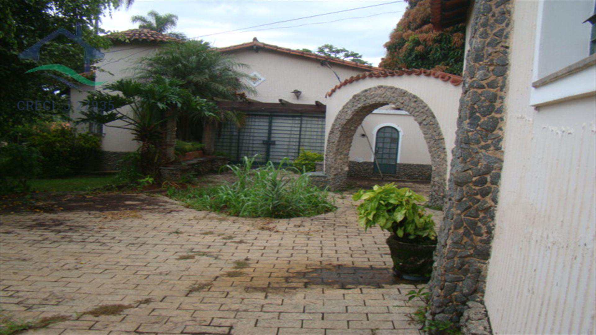 Casa à venda com 4 quartos, 600m² - Foto 58