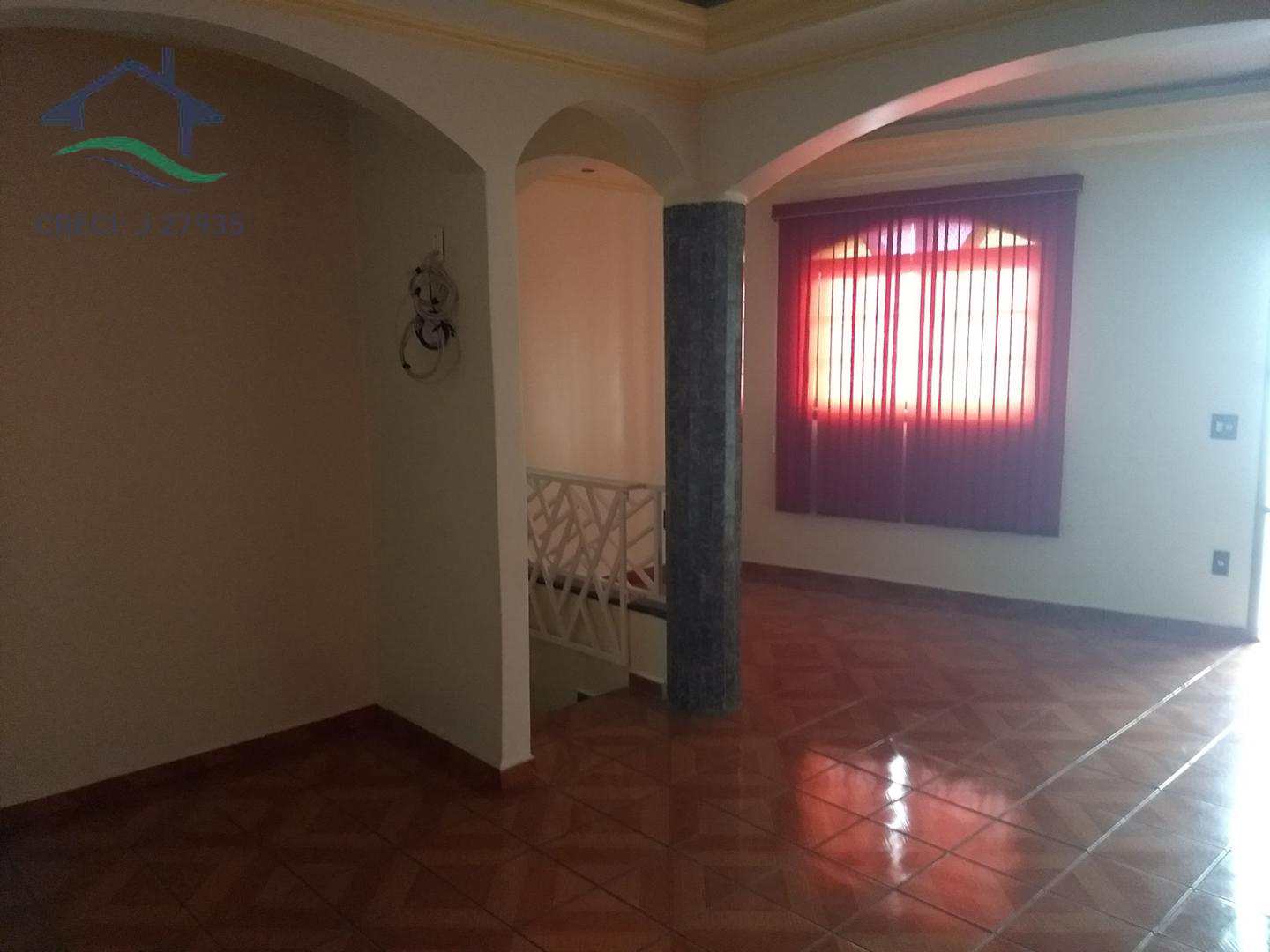 Casa à venda com 3 quartos, 365m² - Foto 8