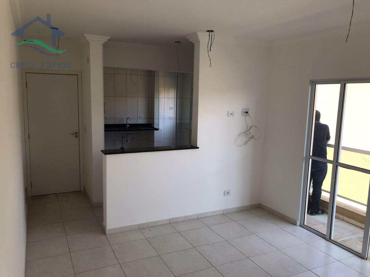 Apartamento à venda com 2 quartos, 72m² - Foto 3