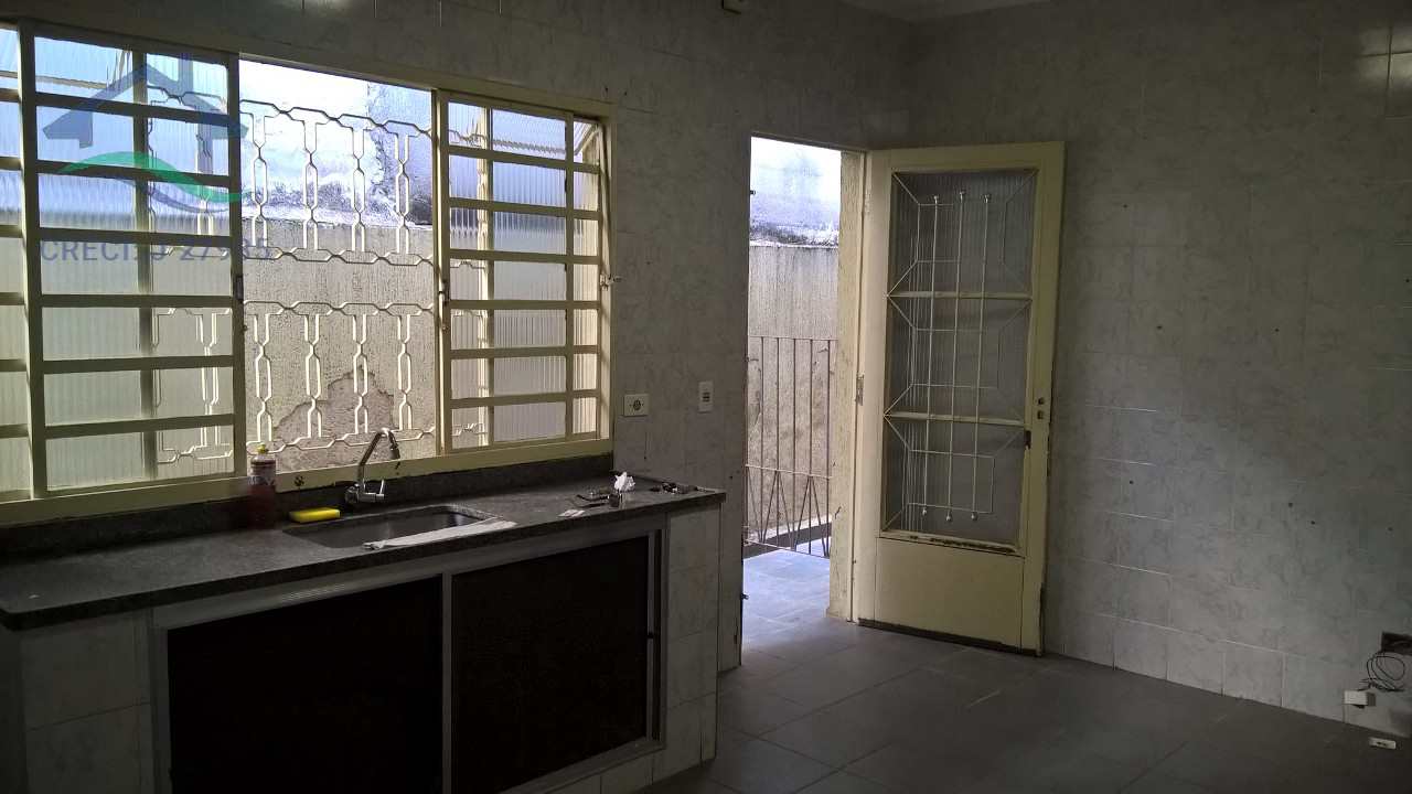 Sobrado à venda com 2 quartos, 127m² - Foto 4