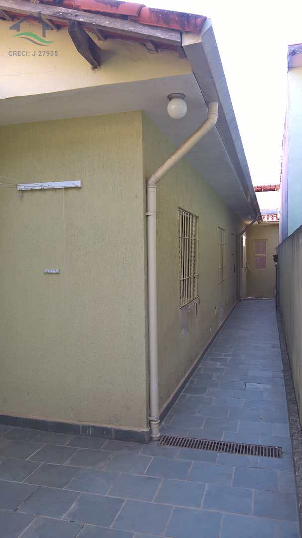 Sobrado à venda com 2 quartos, 127m² - Foto 1