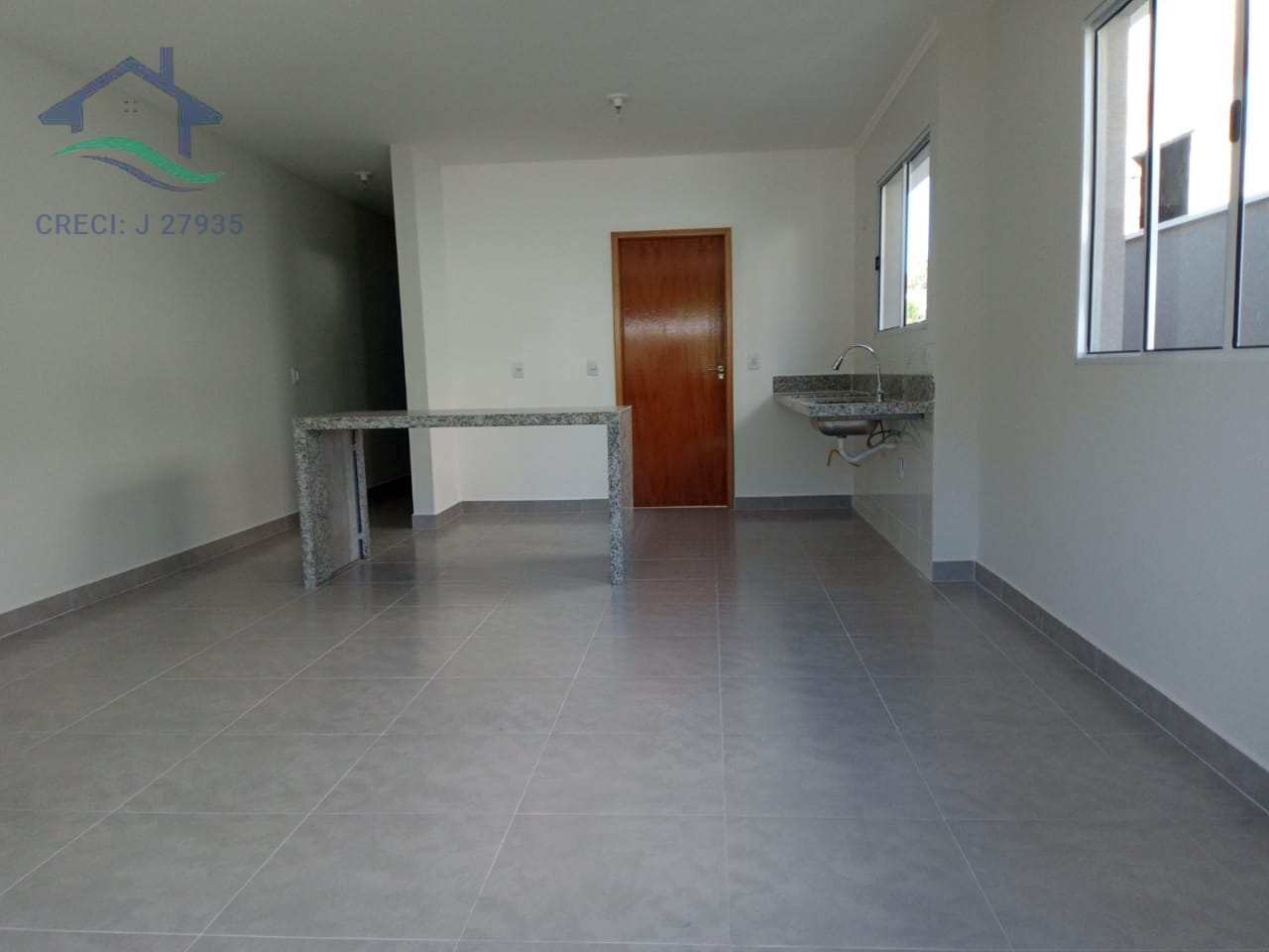 Casa à venda com 3 quartos, 122m² - Foto 2