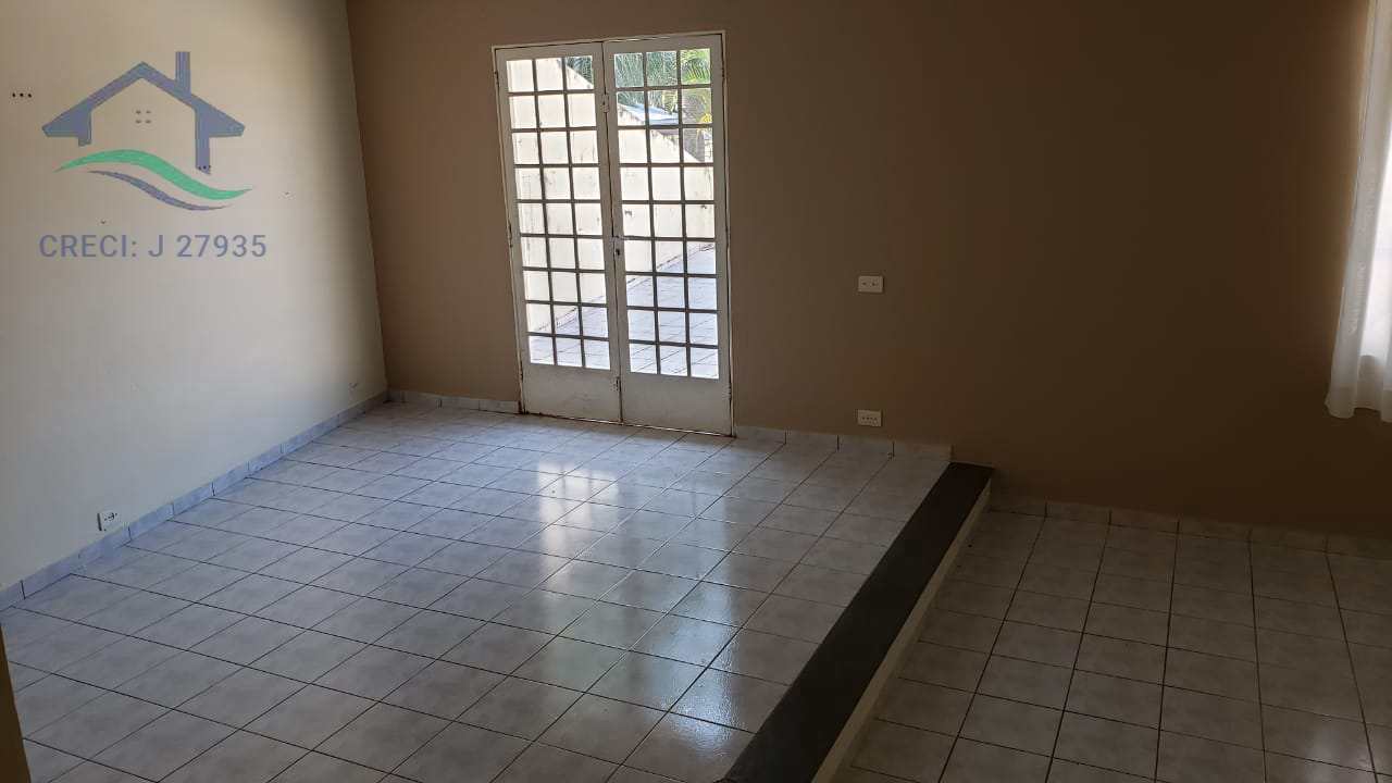 Casa à venda com 3 quartos, 373m² - Foto 4