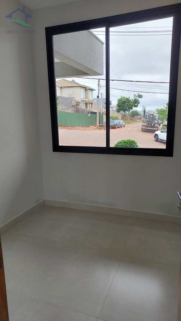 Casa de Condomínio à venda com 3 quartos, 240m² - Foto 4