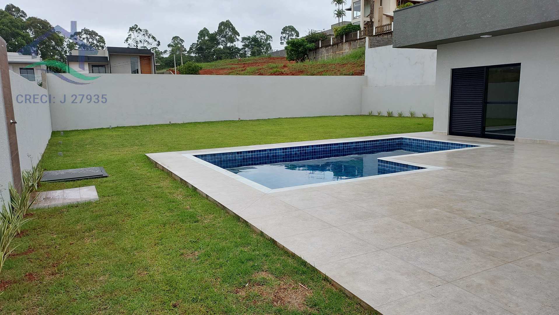 Casa de Condomínio à venda com 3 quartos, 240m² - Foto 19