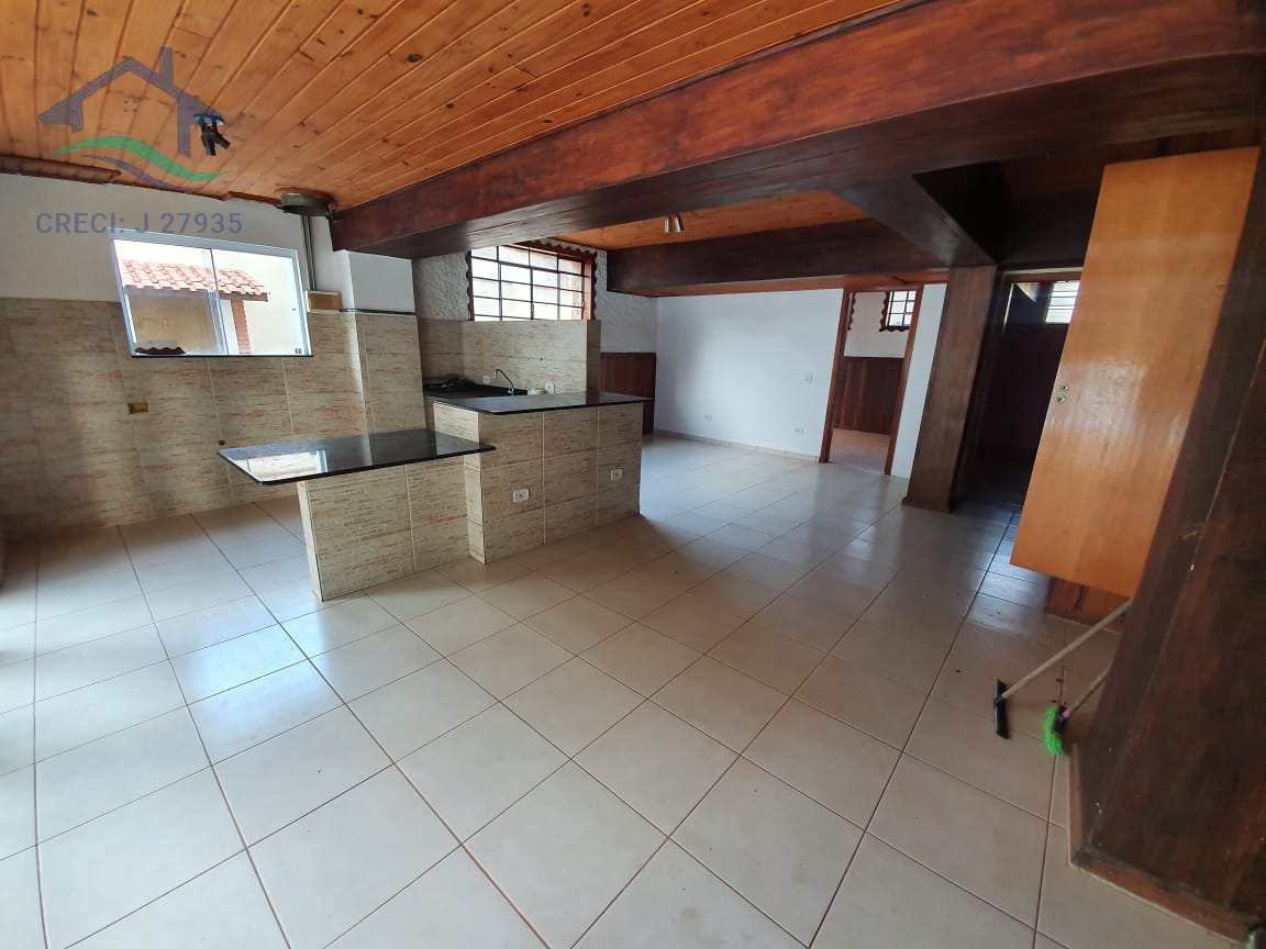 Casa à venda com 2 quartos, 300m² - Foto 6