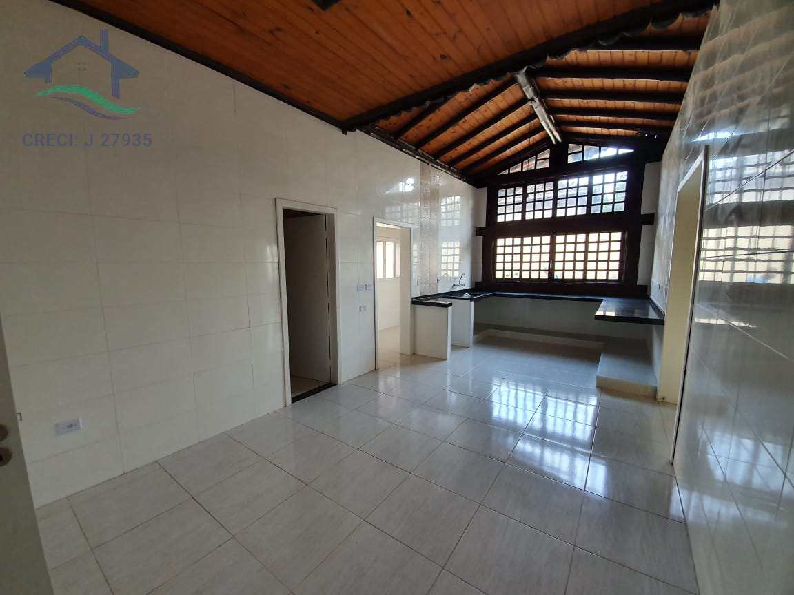 Casa à venda com 2 quartos, 300m² - Foto 5