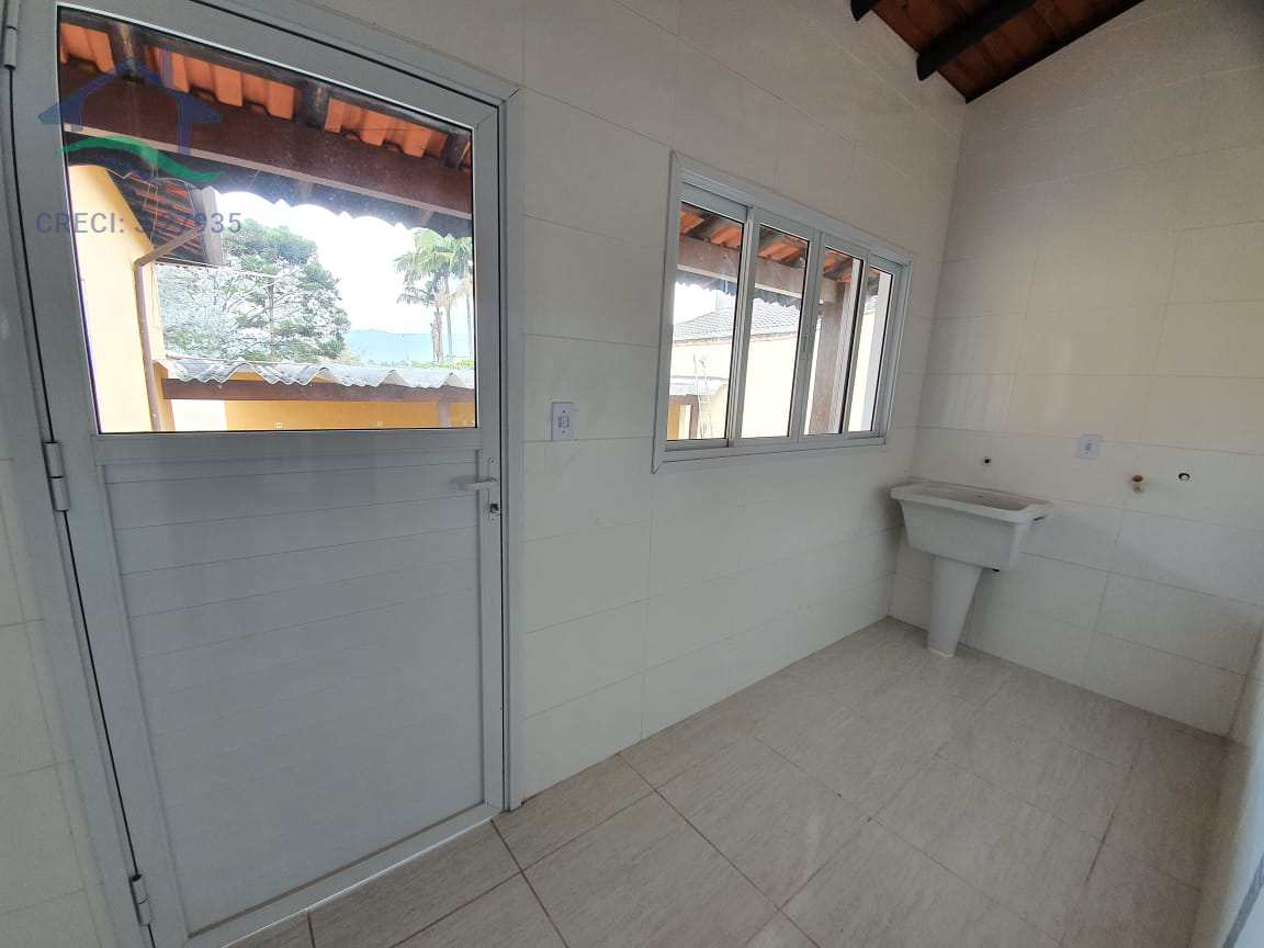 Casa à venda com 2 quartos, 300m² - Foto 14