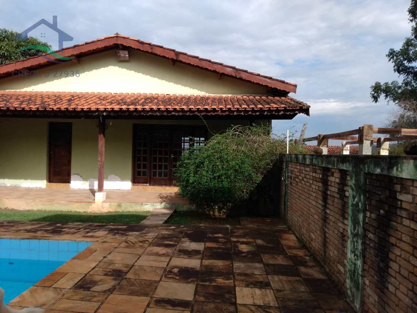 Fazenda à venda com 5 quartos, 800m² - Foto 1