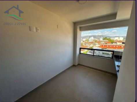 Apartamento à venda com 2 quartos, 80m² - Foto 3