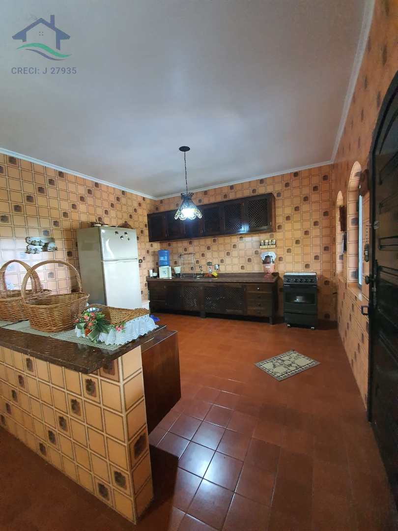 Casa à venda com 3 quartos, 269m² - Foto 9