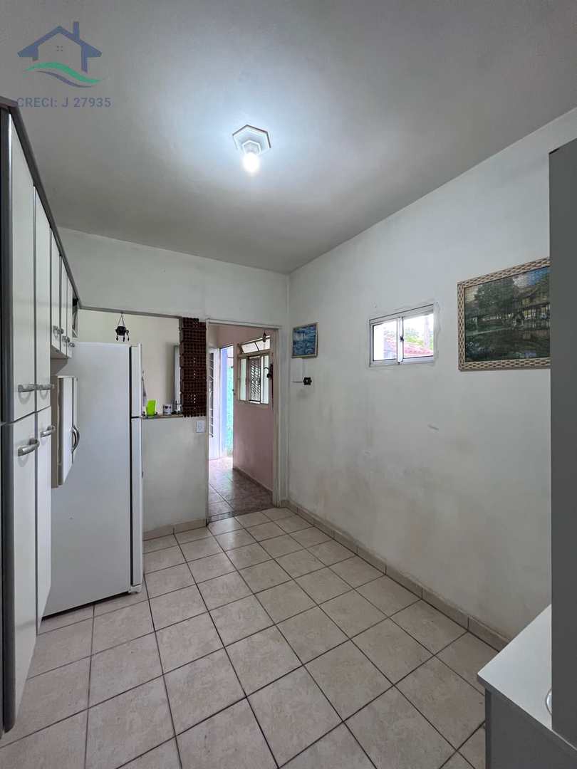 Casa de Condomínio à venda com 4 quartos, 300m² - Foto 3