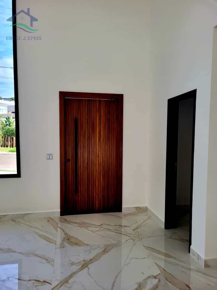 Casa de Condomínio à venda com 3 quartos, 246m² - Foto 4