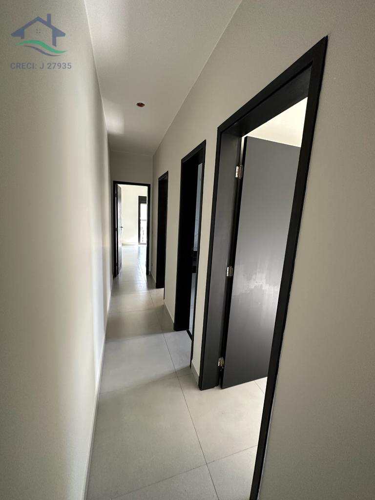 Casa à venda com 3 quartos, 137m² - Foto 14