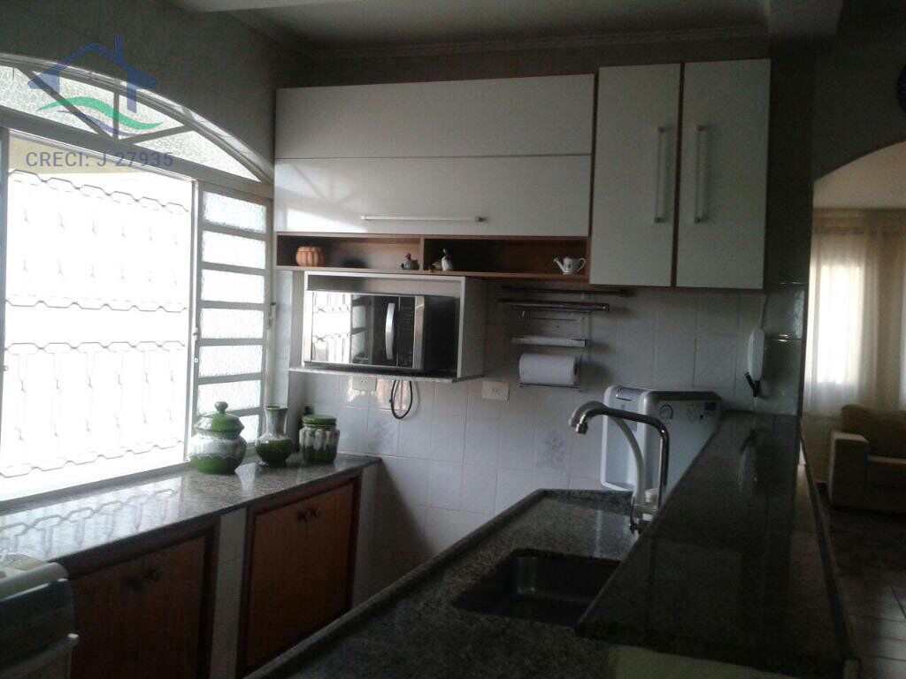 Casa à venda com 4 quartos, 320m² - Foto 6