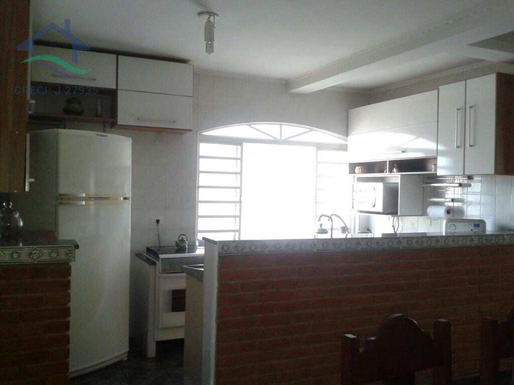 Casa à venda com 4 quartos, 320m² - Foto 5