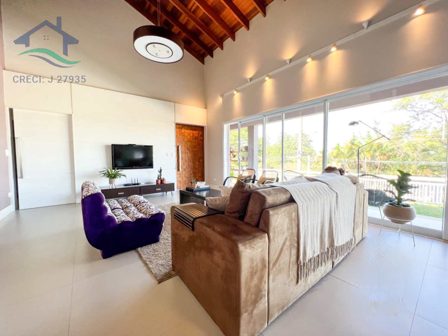 Casa de Condomínio à venda com 3 quartos, 212m² - Foto 4