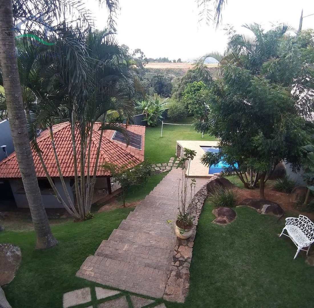 Casa de Condomínio à venda com 4 quartos, 383m² - Foto 3