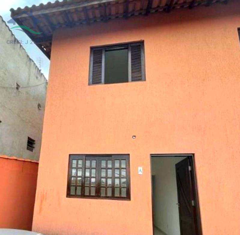 Casa à venda com 2 quartos, 74m² - Foto 1