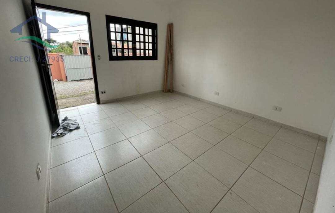 Casa à venda com 2 quartos, 74m² - Foto 2