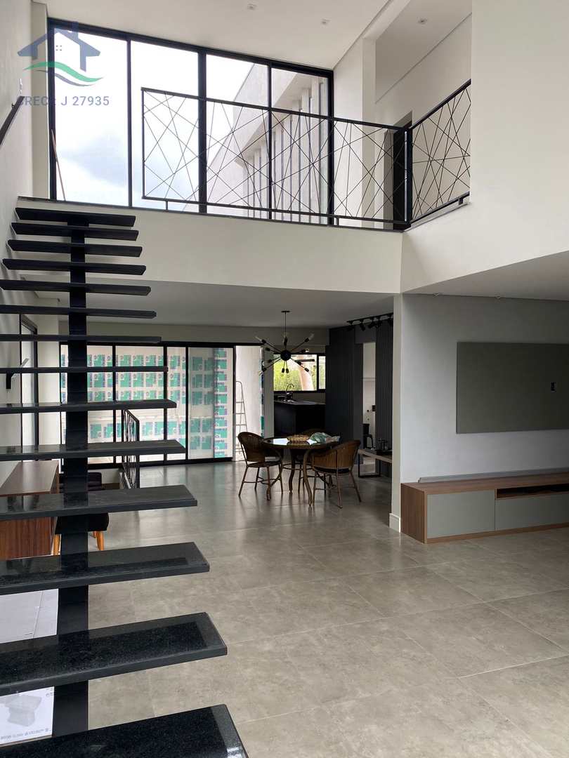 Casa de Condomínio à venda com 4 quartos, 600m² - Foto 1