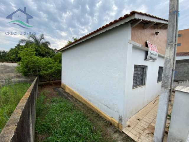 Casa à venda com 2 quartos, 70m² - Foto 13