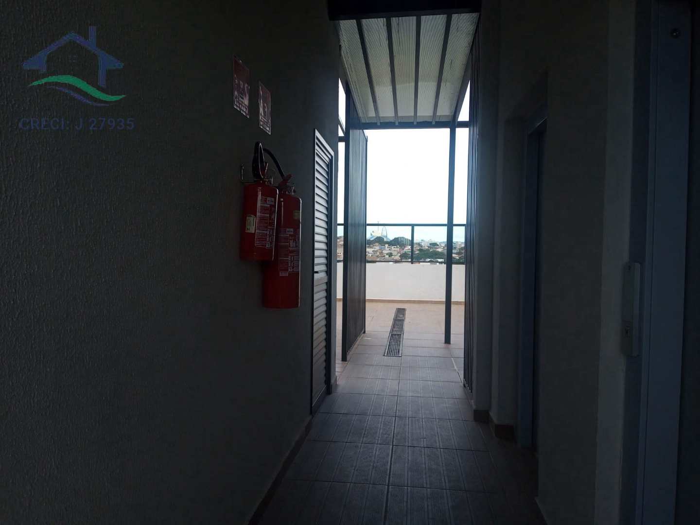 Apartamento à venda com 1 quarto, 42m² - Foto 24