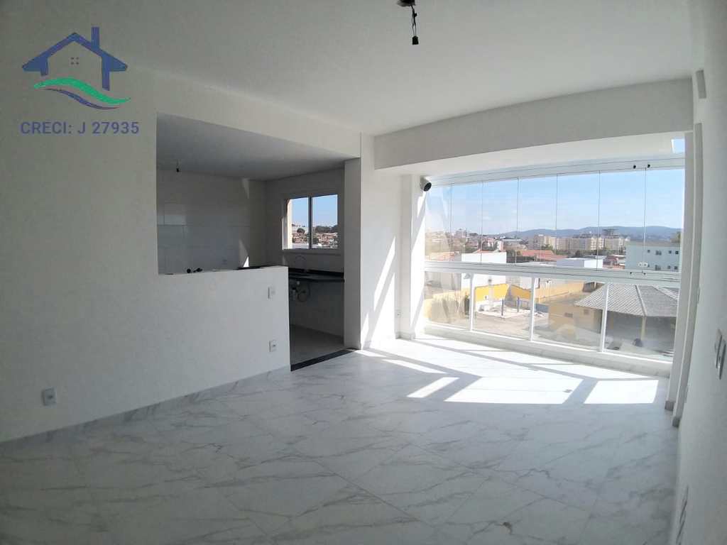 Apartamento à venda com 2 quartos, 79m² - Foto 2