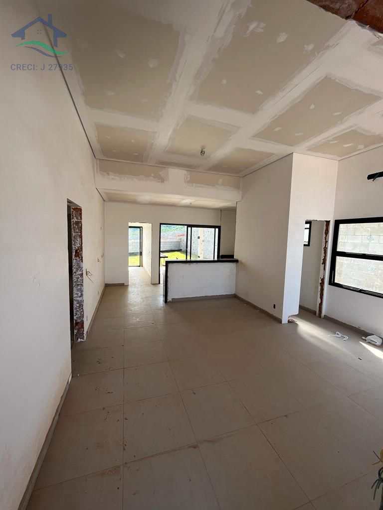 Casa de Condomínio à venda com 3 quartos, 156m² - Foto 2