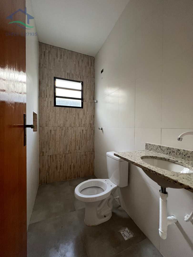 Casa à venda com 2 quartos, 65m² - Foto 11