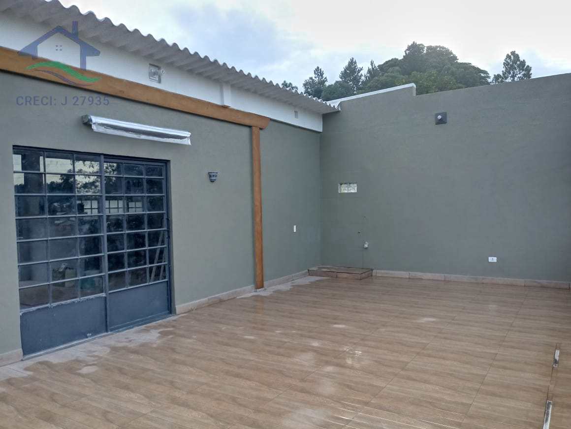 Casa à venda com 1 quarto, 130m² - Foto 2