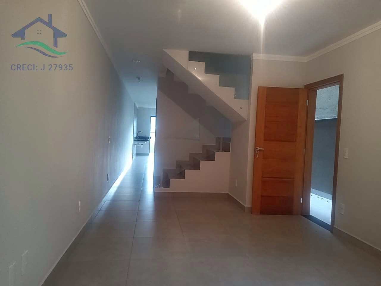 Casa à venda com 3 quartos, 125m² - Foto 2