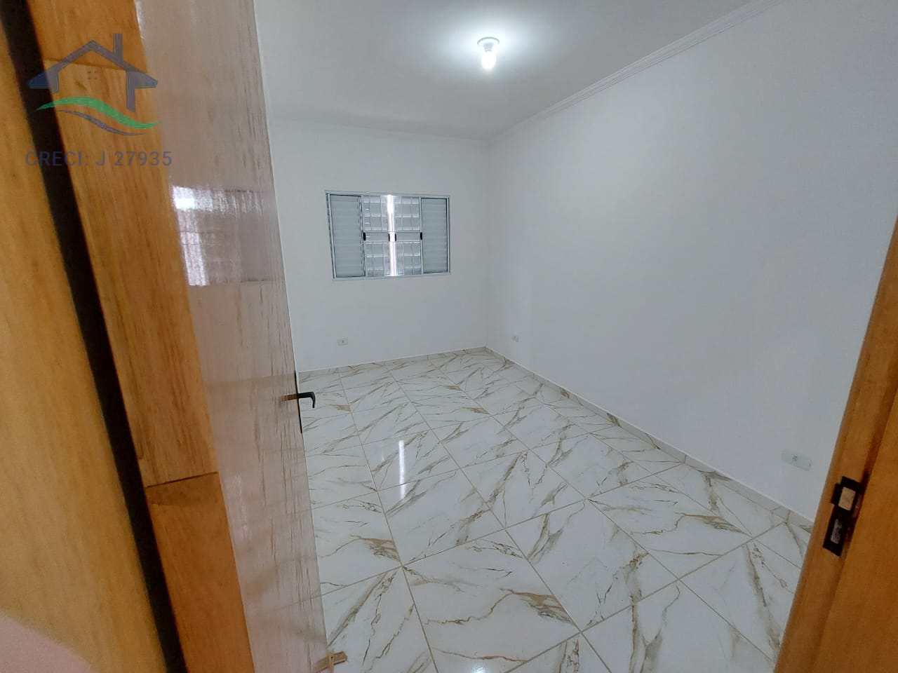 Casa à venda com 4 quartos, 102m² - Foto 15