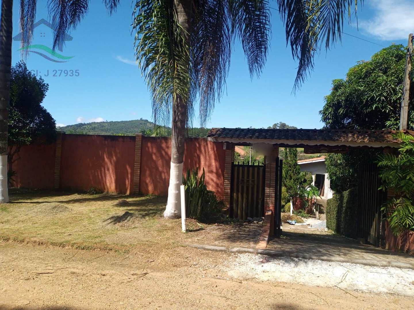 Fazenda à venda com 2 quartos, 200m² - Foto 8