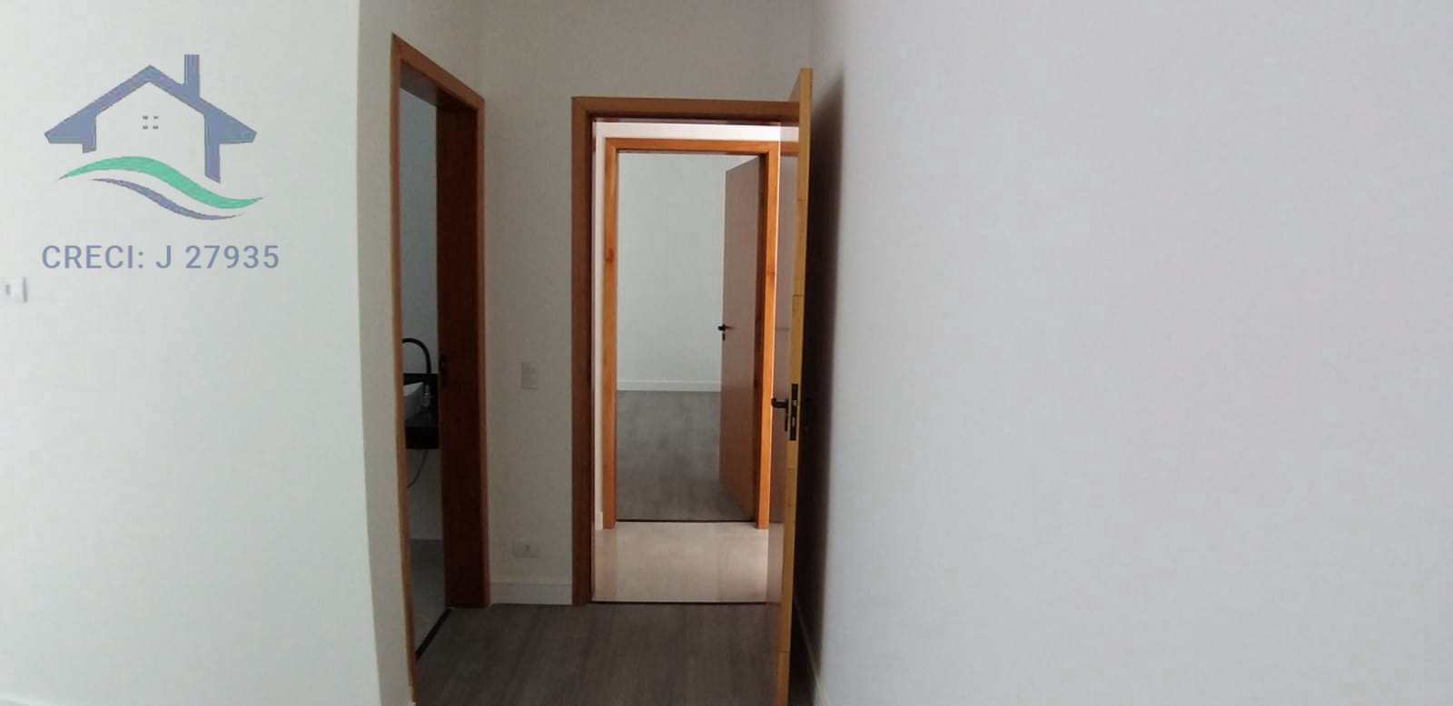 Casa à venda com 3 quartos, 235m² - Foto 8