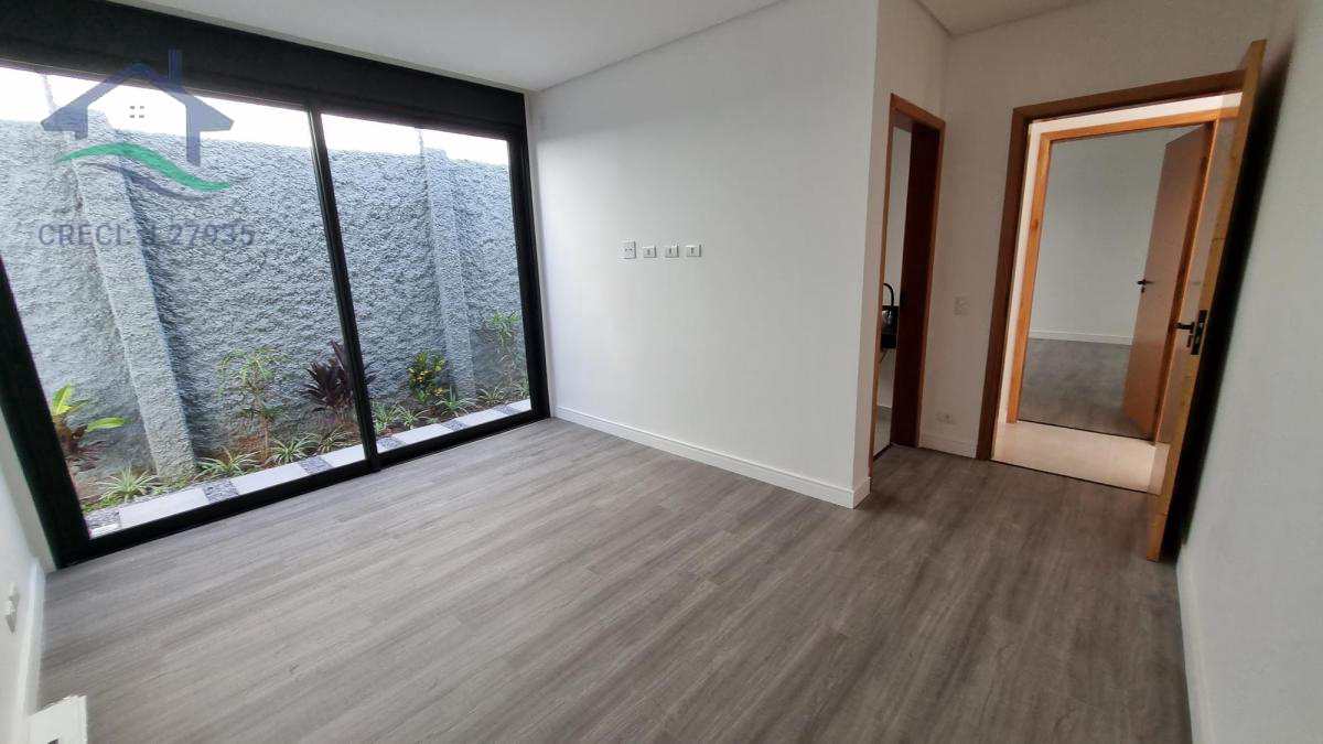 Casa à venda com 3 quartos, 235m² - Foto 9