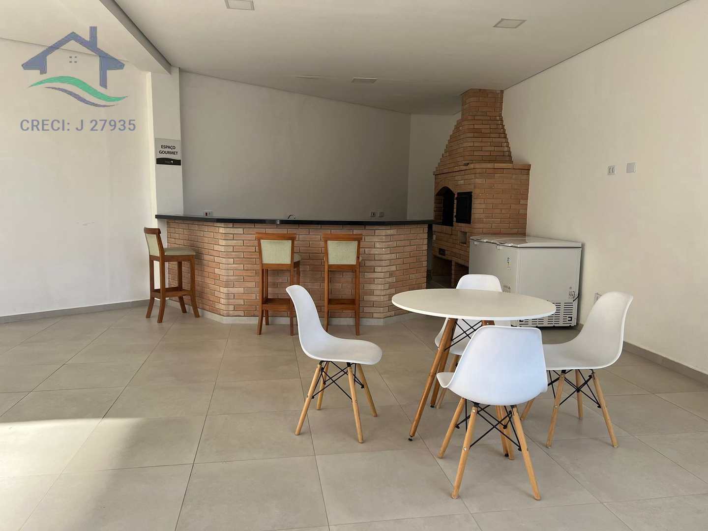 Apartamento à venda com 2 quartos, 70m² - Foto 18