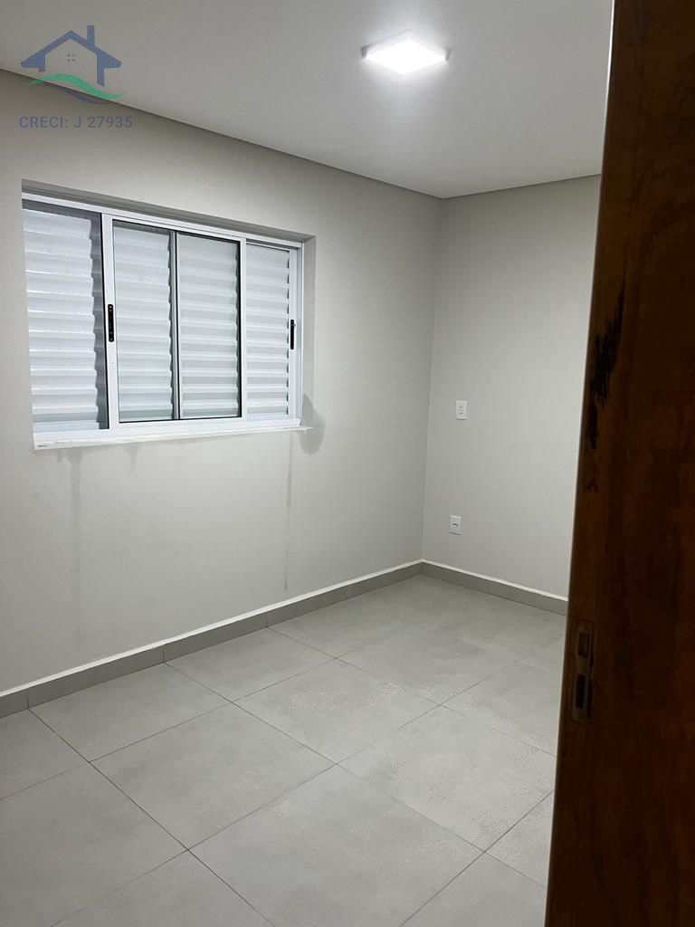 Casa à venda com 2 quartos, 77m² - Foto 5